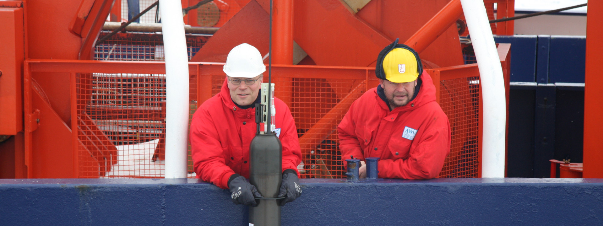 Deployment of a Nemo float in the ice