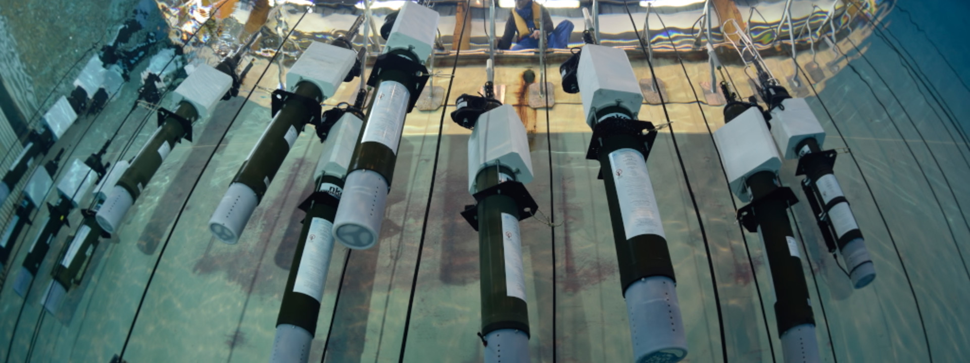 Floats tested in Ifremer tank